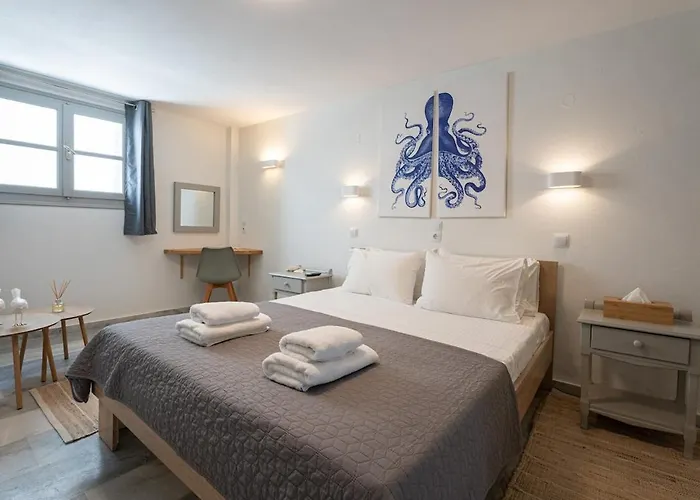 Apartment White W1 New In *