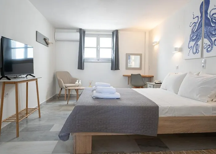 Apartment White W1 New In